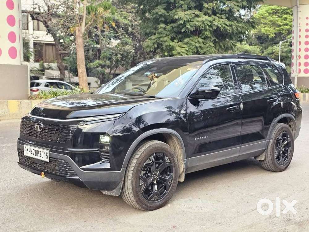 Tata Safari Accomplished Plus Dark Edition, 2023, Diesel