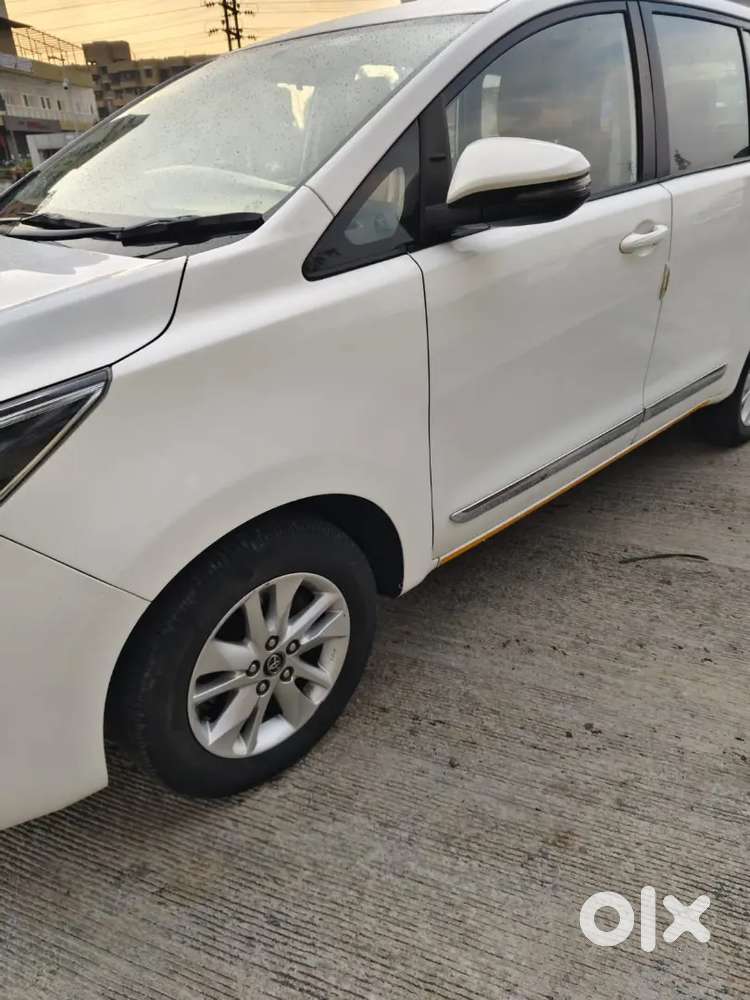 Toyota Innova Crysta 2018