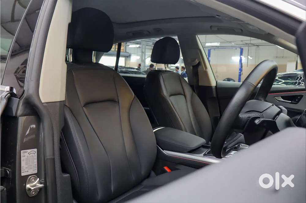 Audi Q8 3.0 Celebration Edition, 2023, Petrol