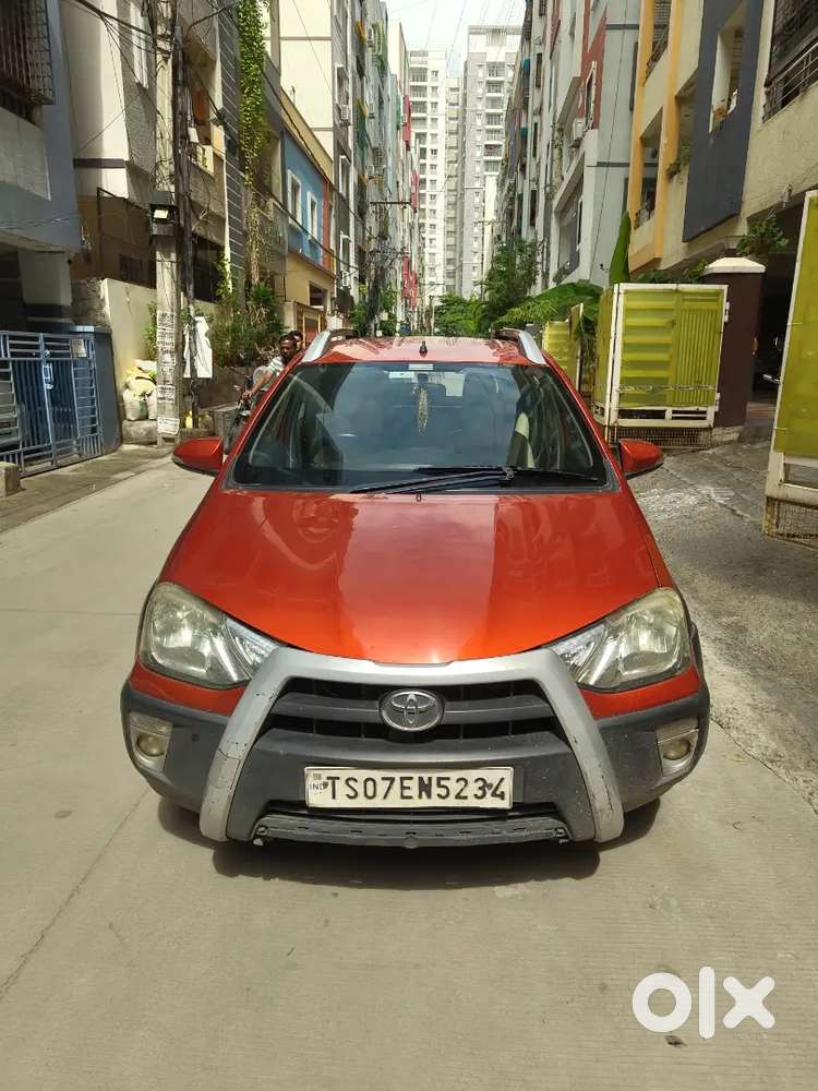 Toyota Etios Cross 1.4 2015