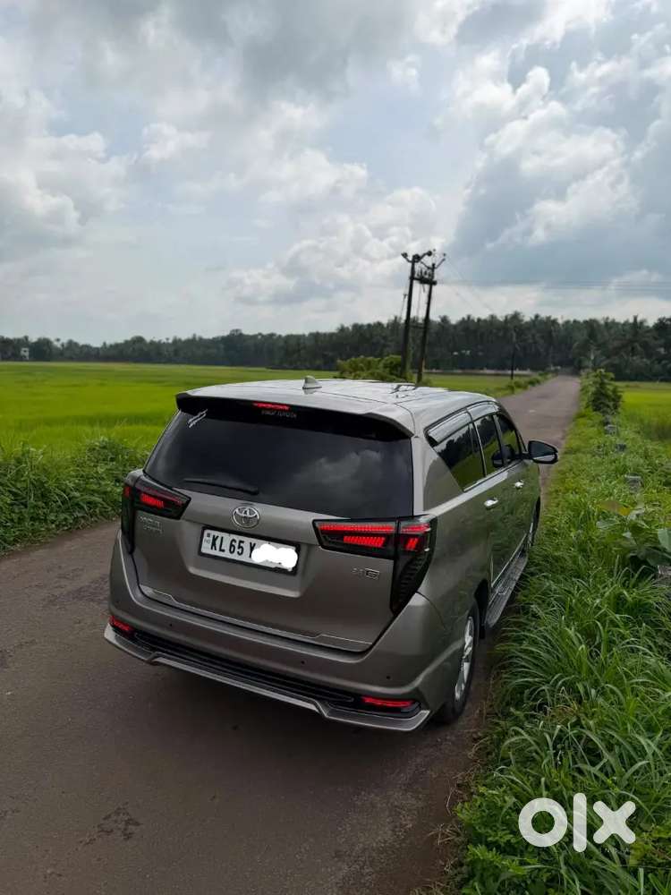 Toyota Innova Crysta 2.8 2016 Diesel