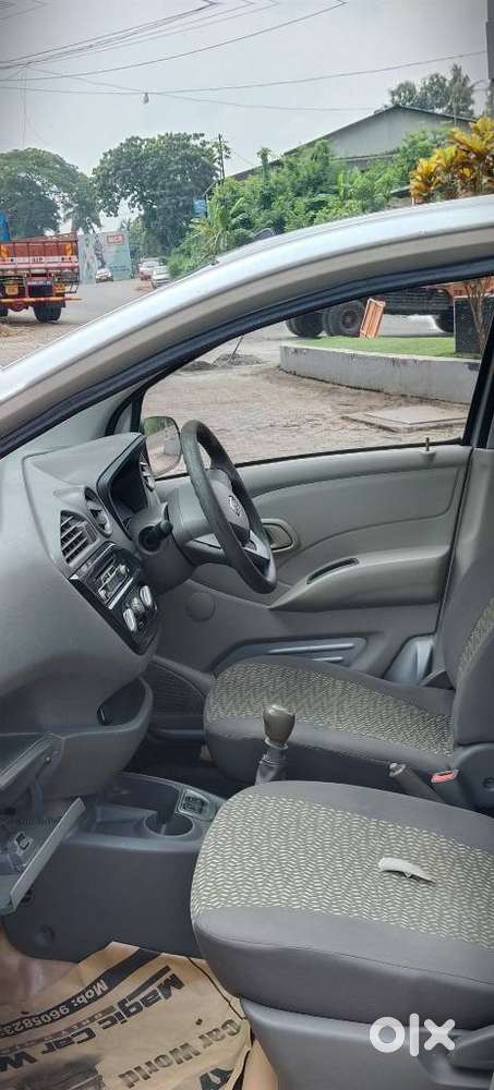 Datsun Redigo, 2016, Petrol