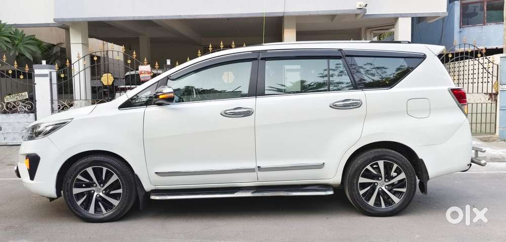 Toyota Innova Crysta 2.4 Z 7 Str, 2022, Diesel