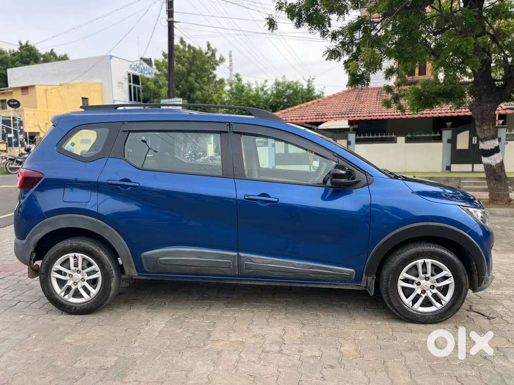 Renault Triber Rxl, 2022, Petrol