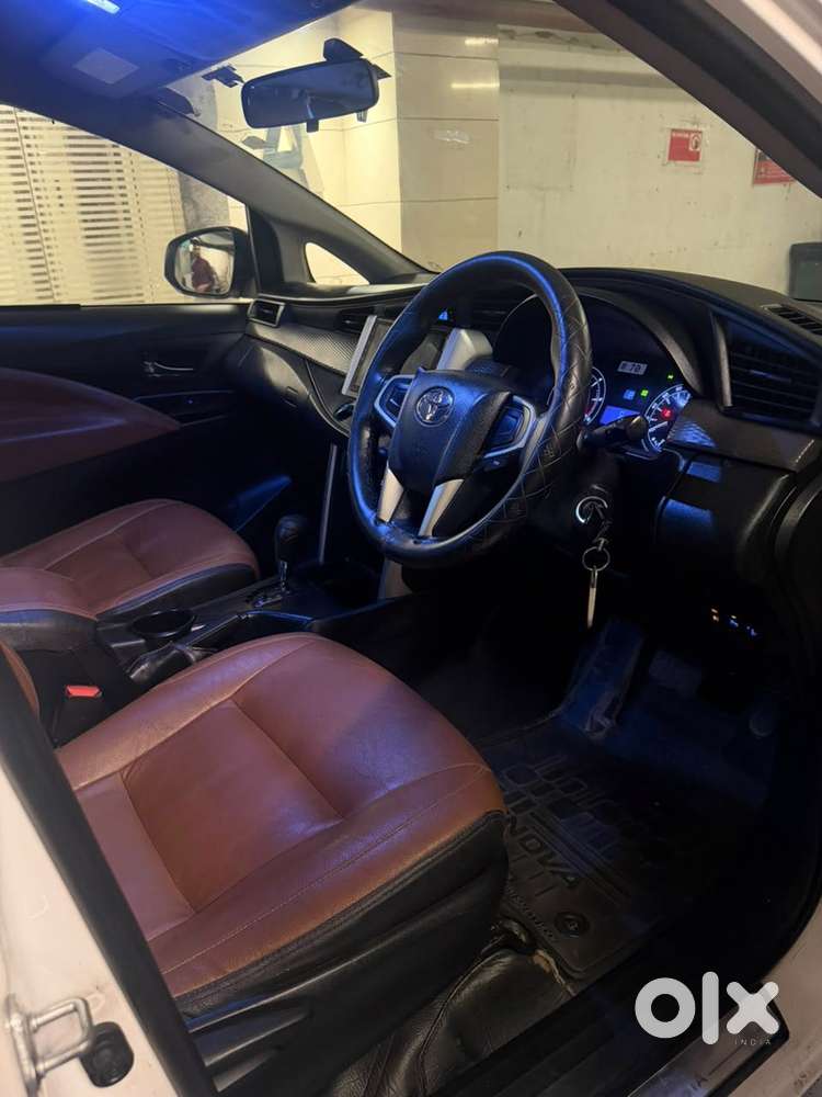 Toyota Innova Crysta 2.8 Gx At, 2016, Diesel