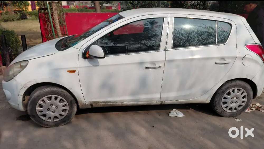 Hyundai I20 2012 Petrol 93000 Km Driven