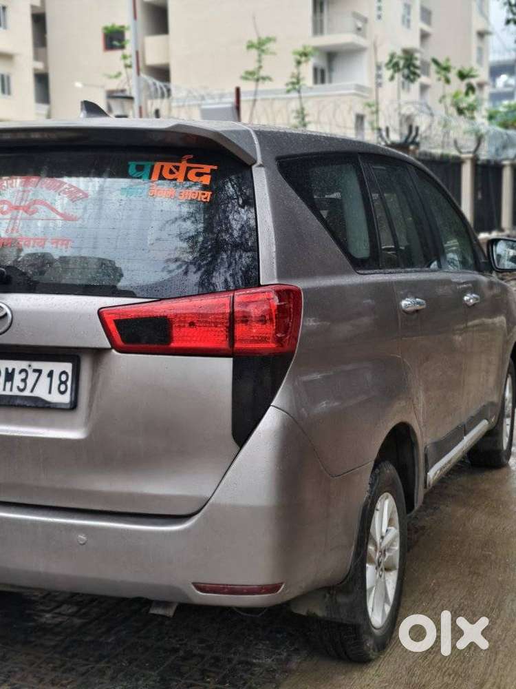 Toyota Innova Crysta 2.4 V, 2017, Diesel