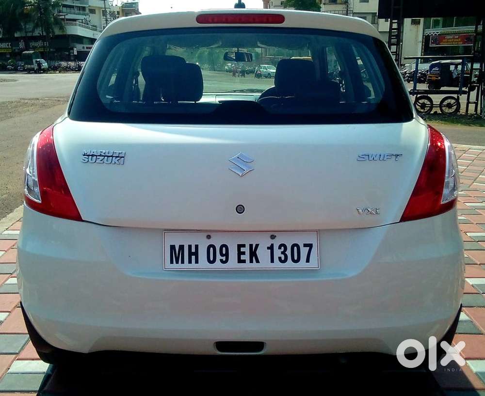 Maruti Suzuki Swift Vxi Optional, 2017, Petrol