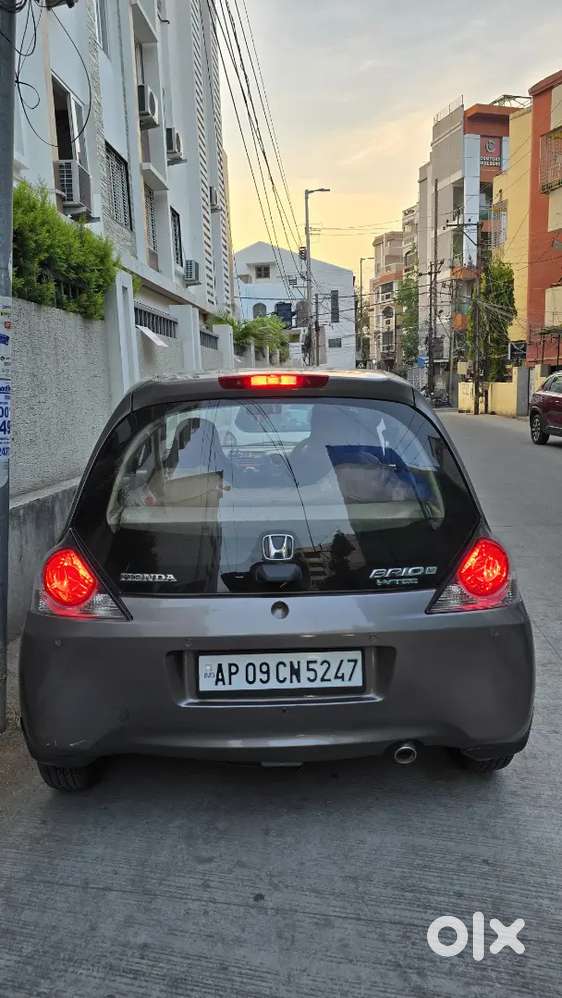 Honda Brio 2012 Petrol Well Maintained