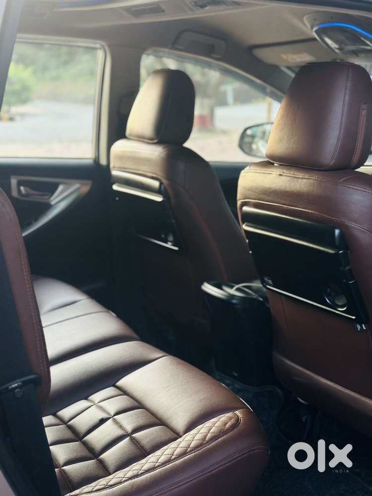 Toyota Innova Crysta 2.4 V 8 Str, 2021, Diesel