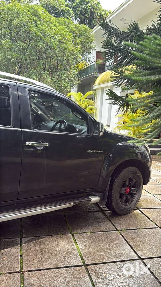 2019 Isuzu V-cross Diesel