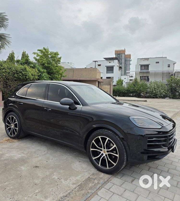 Porsche Cayenne S Tiptronic, 2024, Petrol