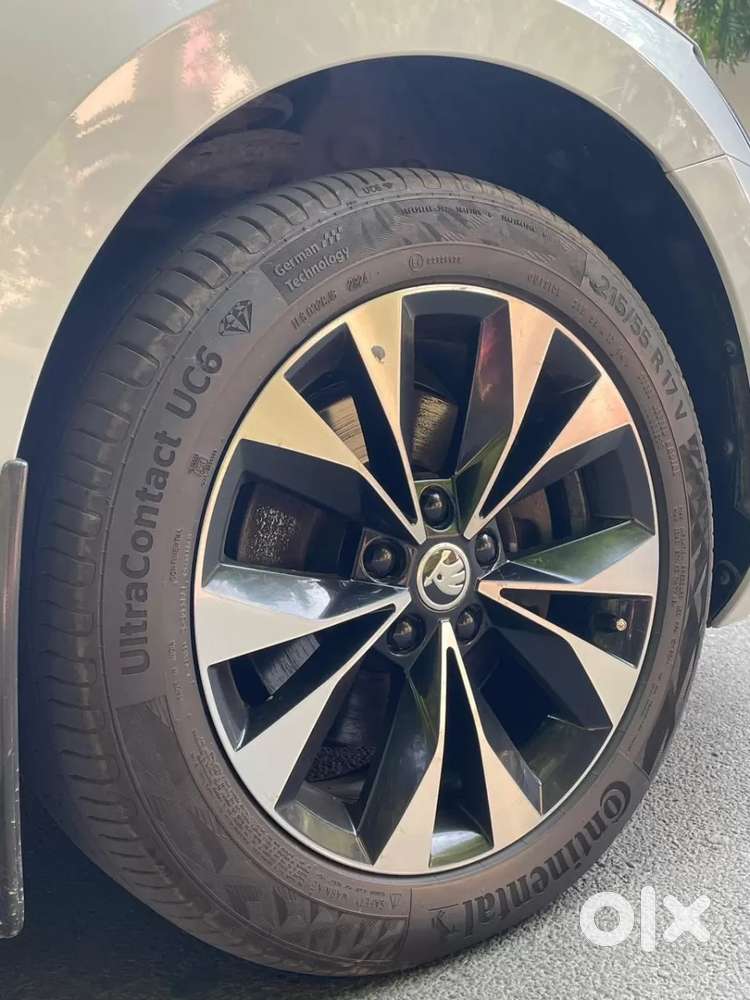 Skoda Superb 2.0 L&k Tsi At, 2020, Petrol
