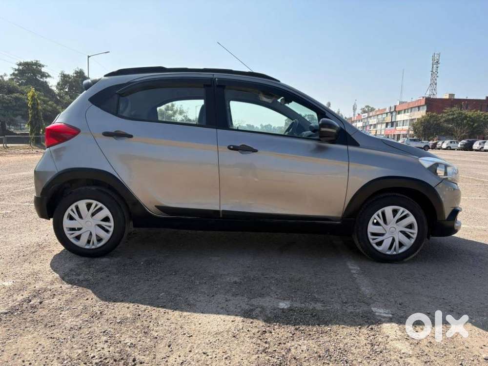 Tata Tiago 1.2 Revotron Xta, 2019, Petrol