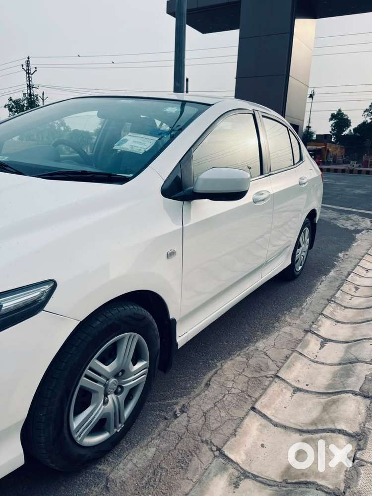 Honda City Corporate Edition, 2011, Petrol