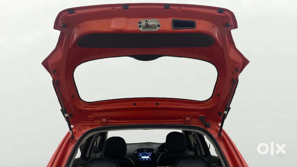 Tata Tiago 1.2 Revotron Xt Cng, 2023, Cng & Hybrids