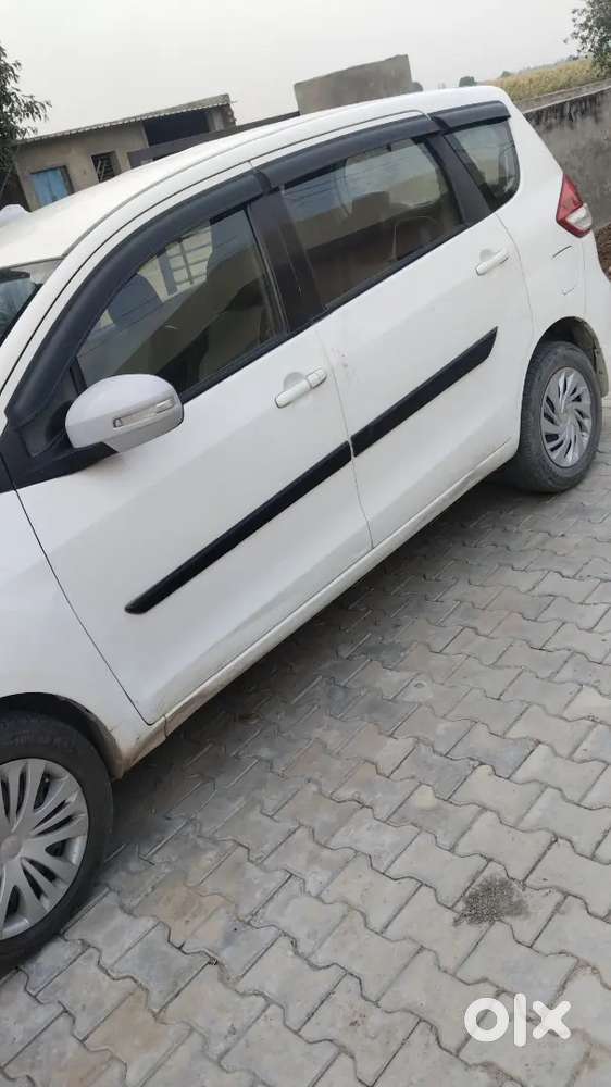 Ertiga Car For Sale In Ladwa