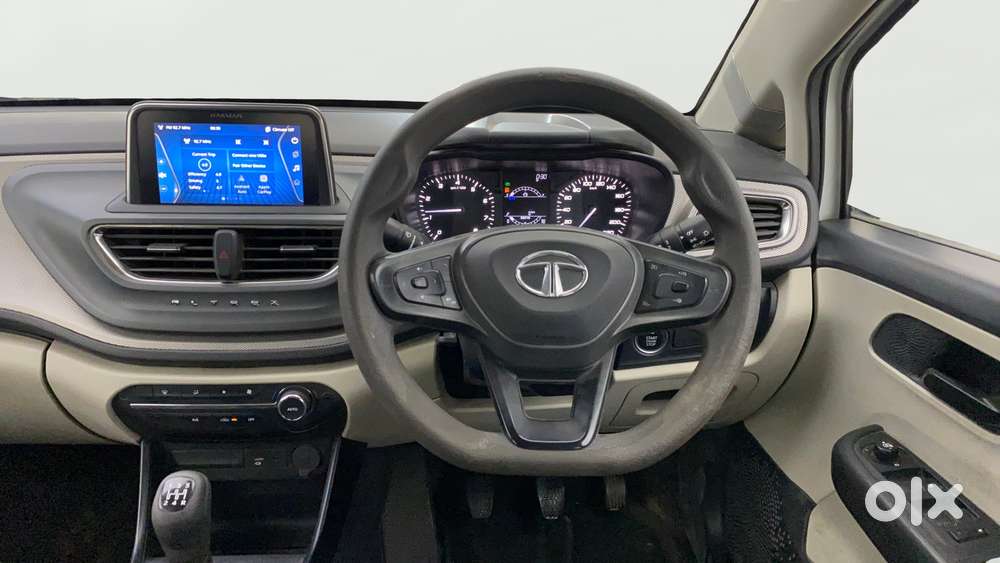 Tata Altroz 1.2 Xt, 2022, Petrol