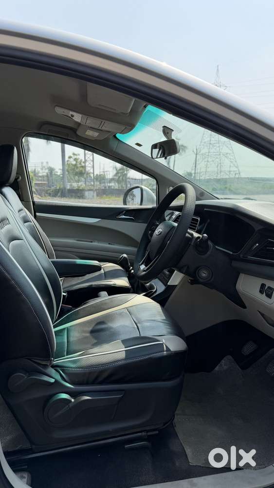 Mahindra Marazzo M6, 2018, Diesel