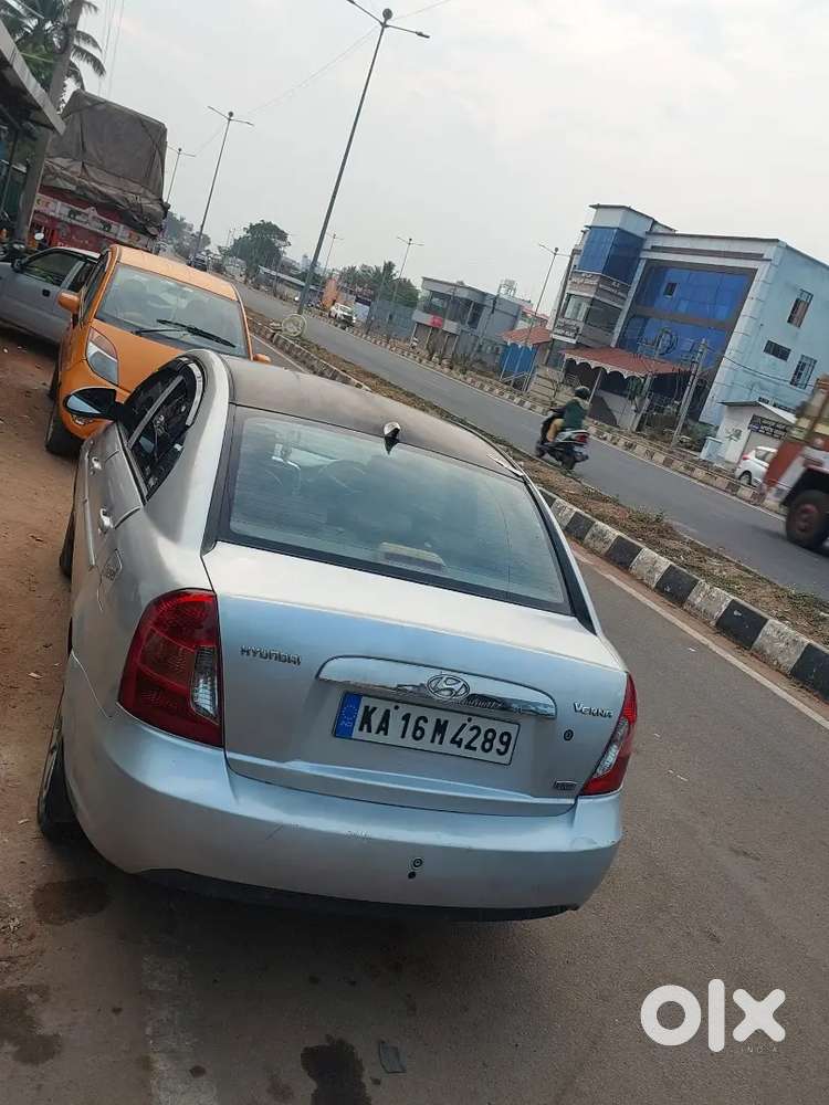 Hyundai Verna 2008 Diesel 180000 Km Driven