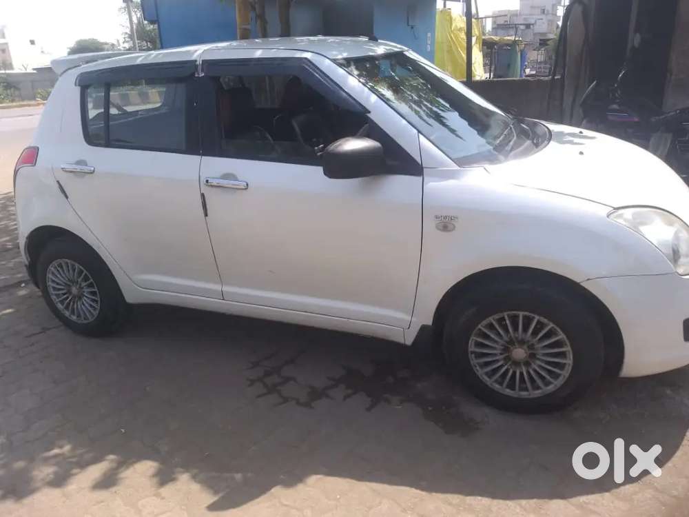 Maruti Suzuki Swift 2010 Year