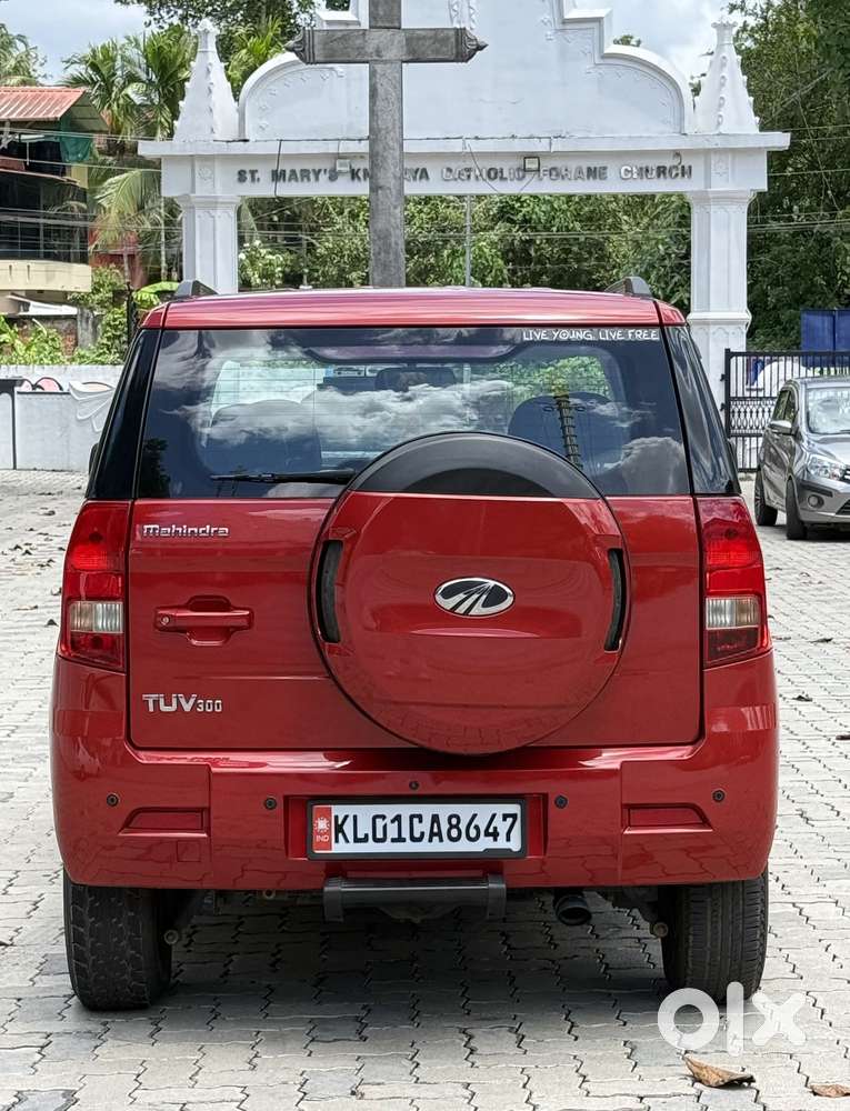 Mahindra Tuv 300 Mhawk100 T8, 2017, Diesel