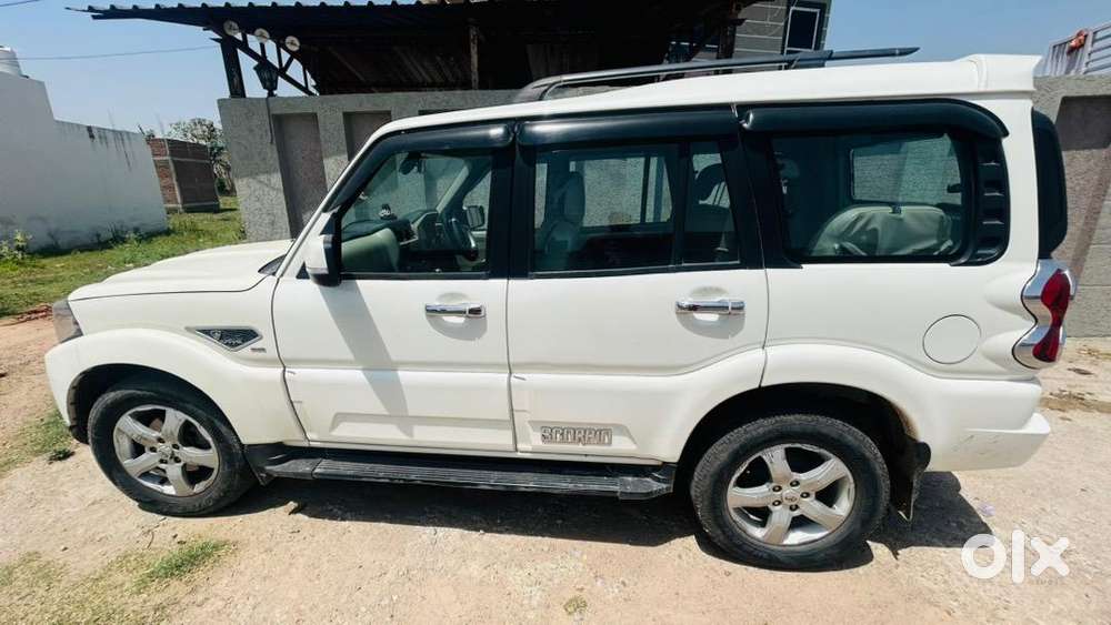 Mahindra Scorpio 2022 Diesel Well Maintained