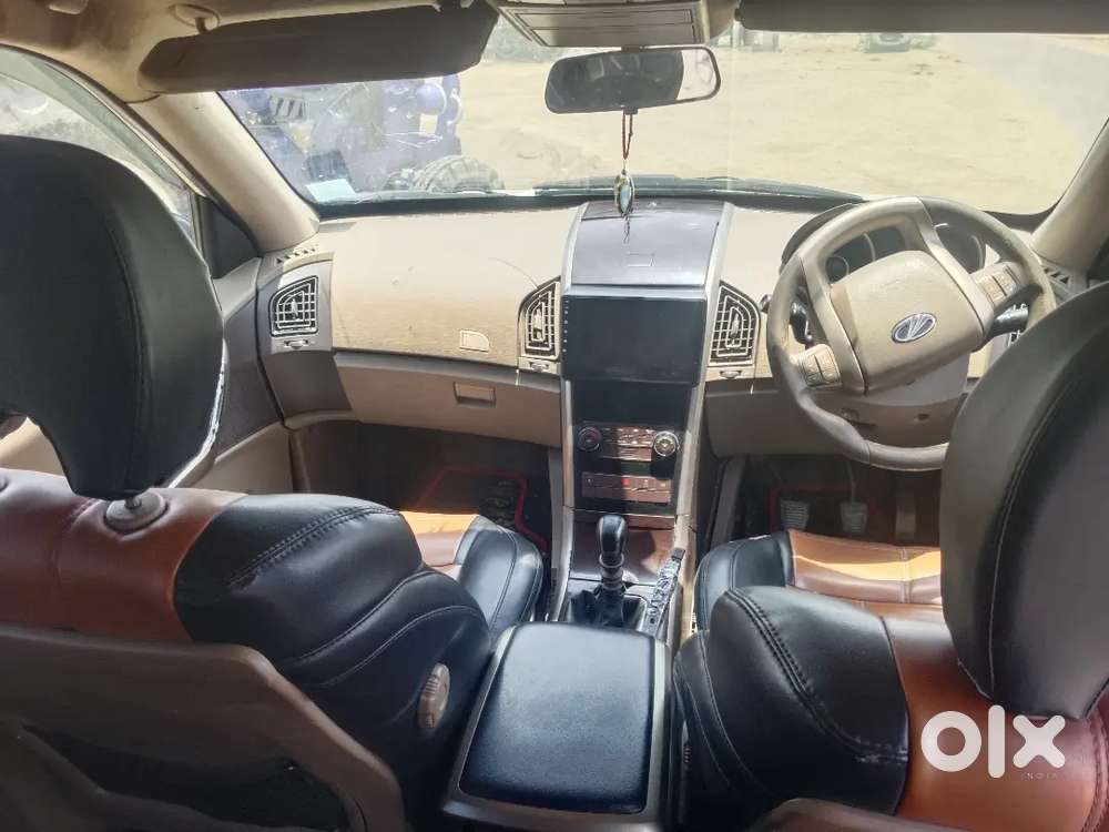 Mahindra Xuv500 2015 Diesel 120000 Km Driven