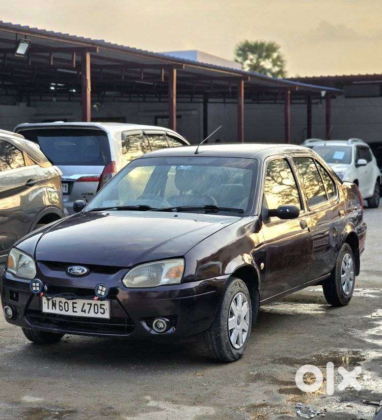 Ford Ikon 1.8 Zxi, 2009, Diesel