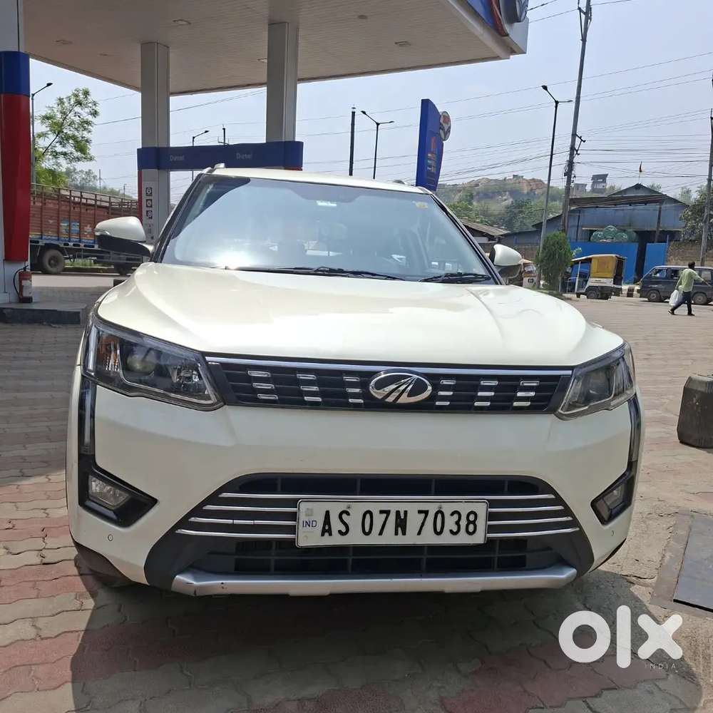 Mahindra Xuv300 2019 Petrol 74000 Km Driven