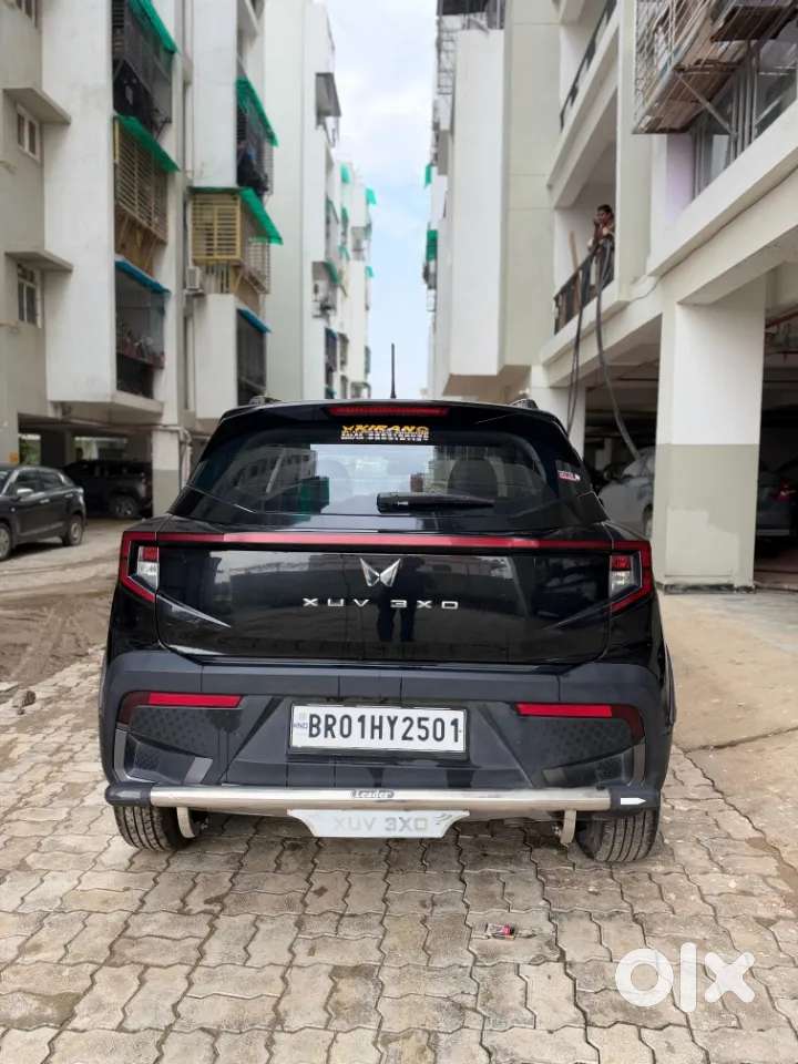 Mahindra Xuv 3xo Ax5 Ds Mt, 2024, Diesel