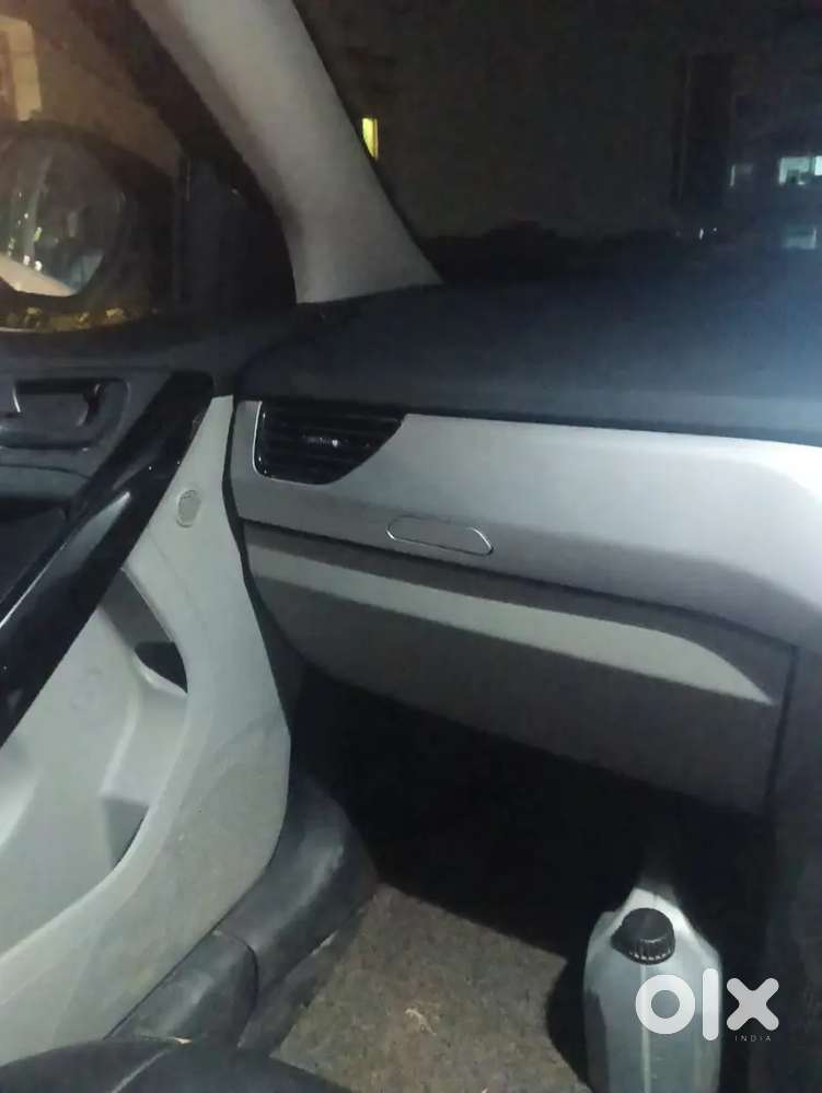 Tata Nexon 2018 Petrol Manual