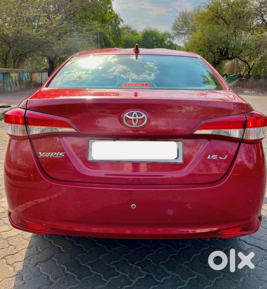 Toyota Yaris J Cvt, 2019, Petrol