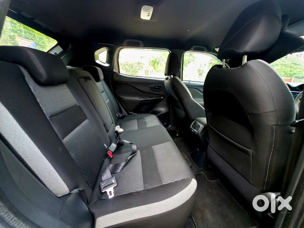 Nissan Magnite Kuro Edition 1.0 Petrol Mt, 2024, Petrol