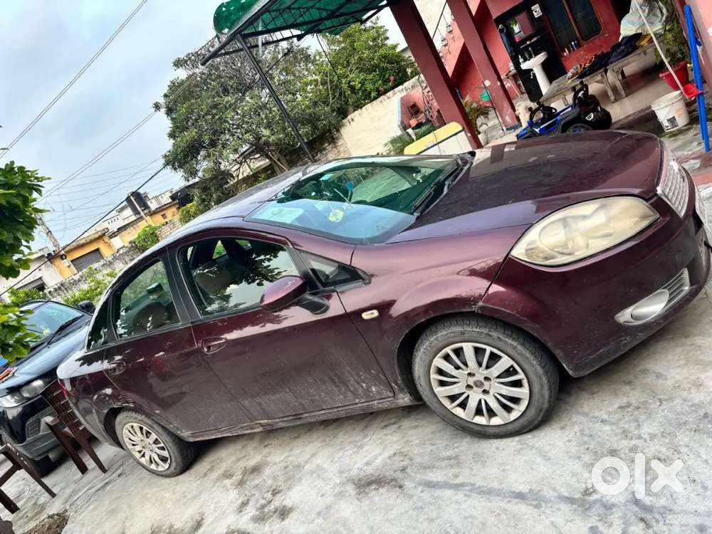 Fiat Linea 2011 Petrol 95000 Km Driven