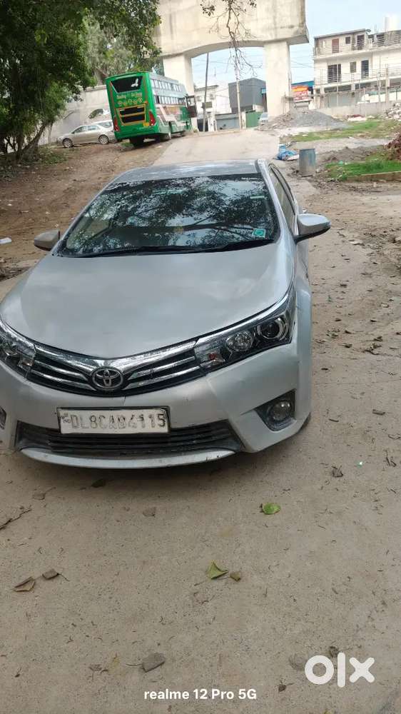 Toyota Corolla Altis 2015