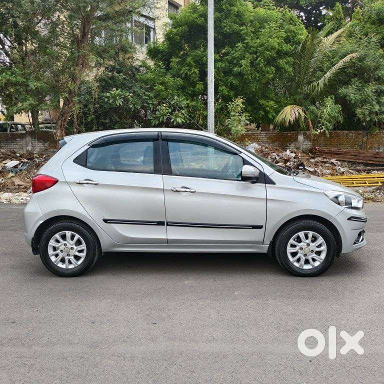 Tata Tiago 1.2 Revotron Xza, 2018, Petrol