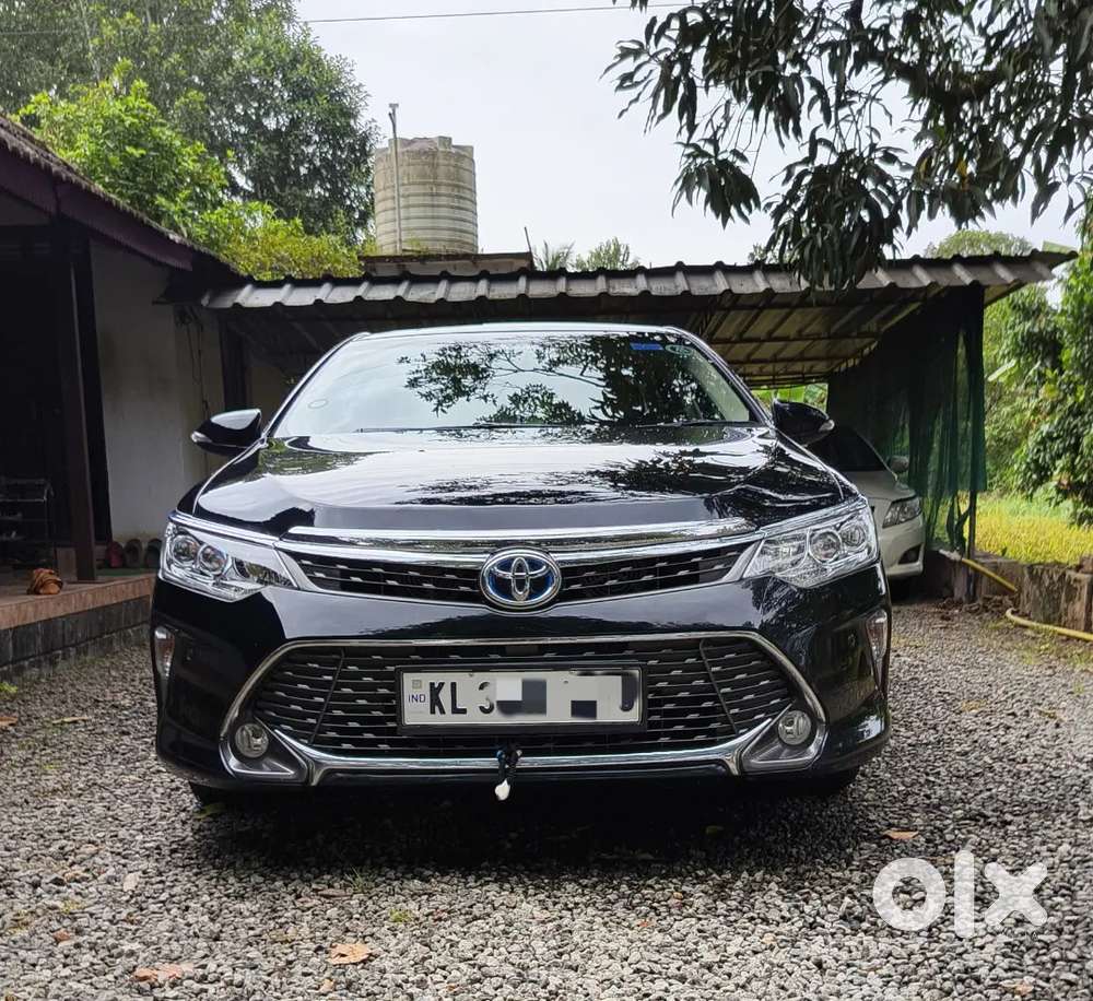 Toyota Camry Hybrid 2016 In Immaculate Condition