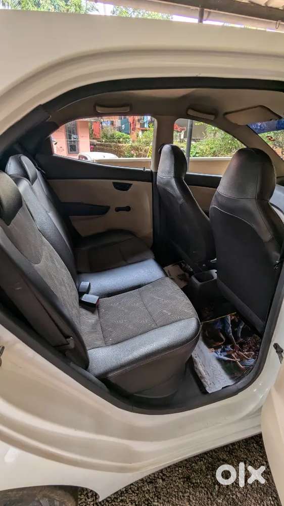 Hyundai Eon Magna+ 2013 Petrol Manual