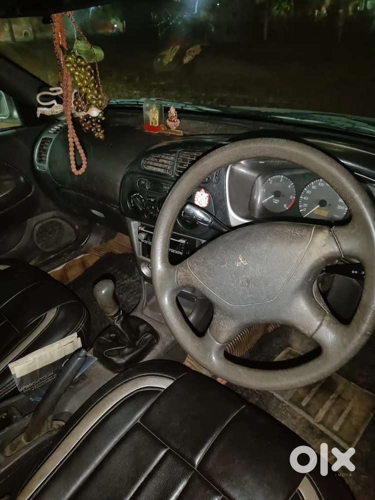 Mitsubishi Lancer 1.8 Lxi 2000