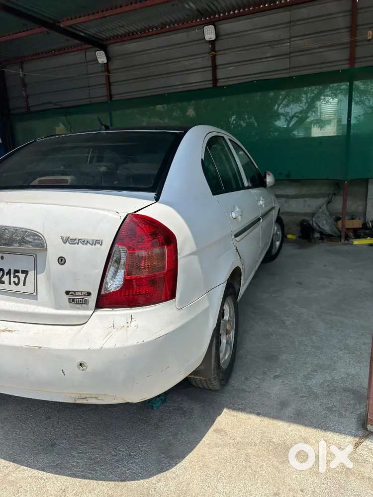 Hyundai Verna Crdi 2010 Model