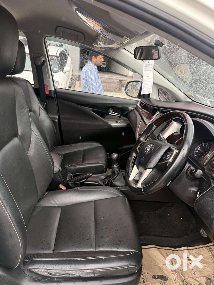 Toyota Innova Crysta 2.4 Zx Mt, 2017, Diesel