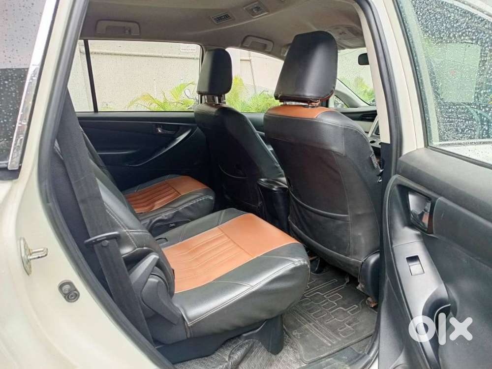 Toyota Innova Crysta 2.4 G Mt 8s, 2017, Diesel