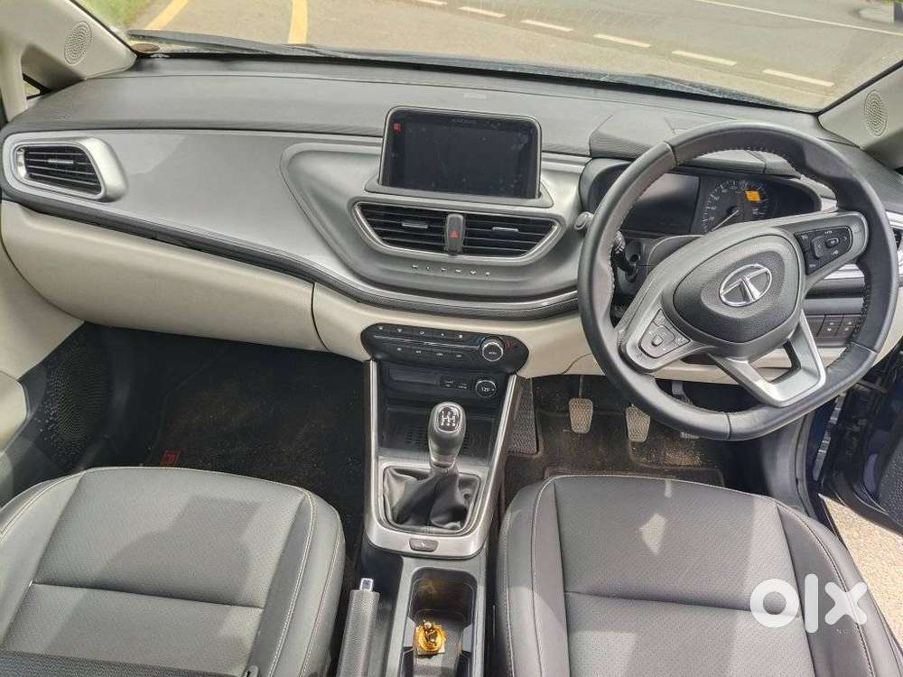 Tata Altroz Xz Plus (o) (s), 2023, Petrol