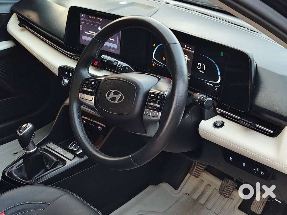 Hyundai Verna, 2023, Petrol