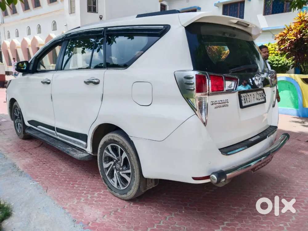 Toyota Inova Crista 2021