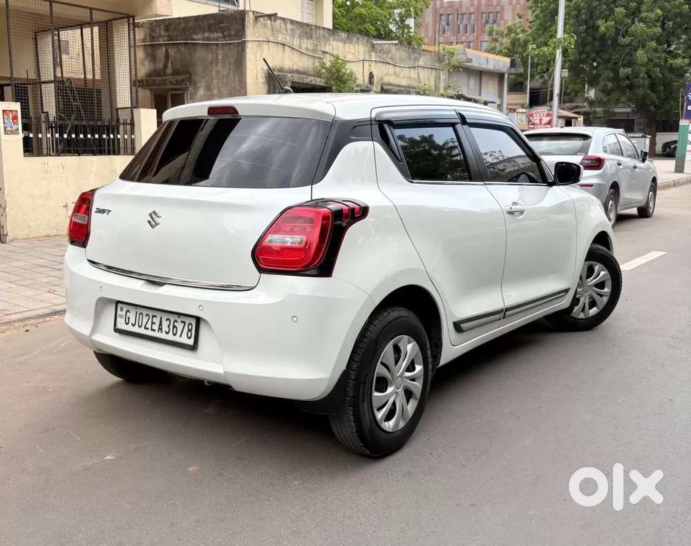 Maruti Suzuki Swift Vxi, 2023, Petrol
