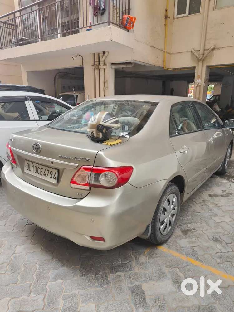 Toyota Corolla Altis 2013