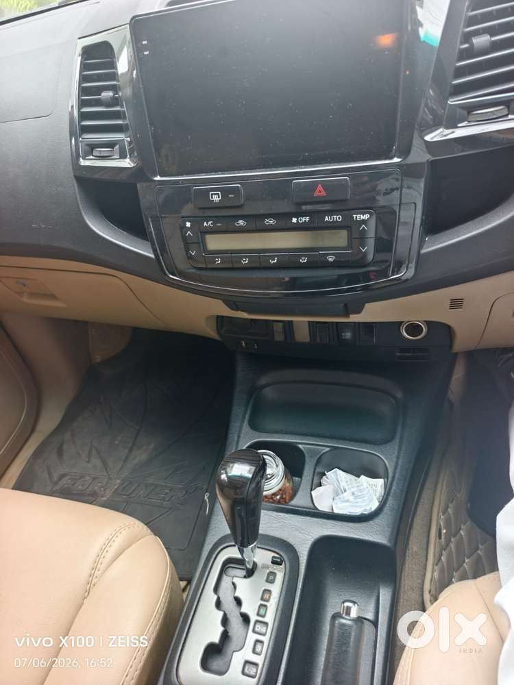 Toyota Fortuner 3.0 4x2 Automatic, 2015, Diesel