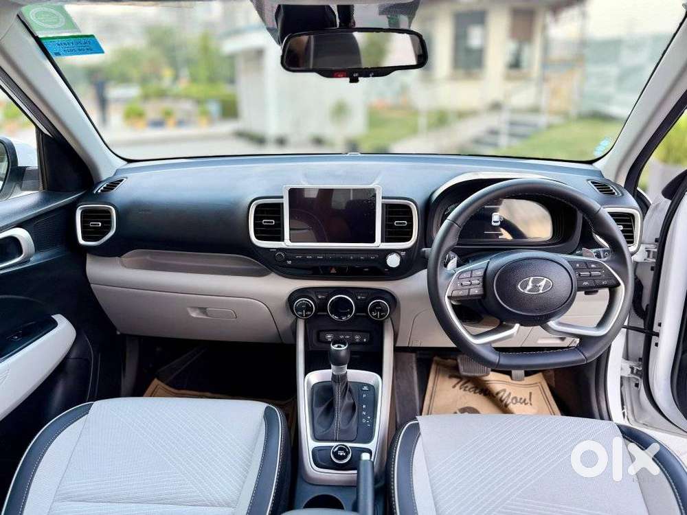 Hyundai Venue Sx Plus Turbo Dct, 2025, Petrol